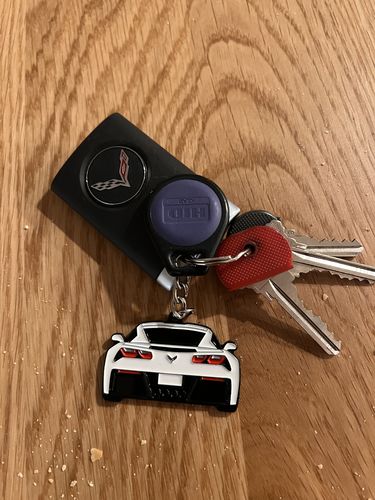 Customer photo review of C7 CHEVY CORVETTE CUSTOM DOUBLE SIDED KEYCHAIN