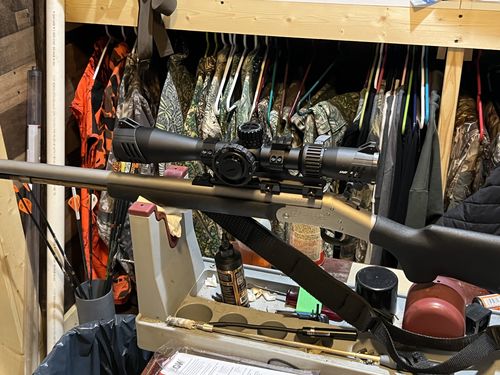 Customer photo review of Sniper ZT 4.5-18x44 FFP Scope Side Parallax Adjustment Glass Etched Reticle Red Green Illuminated with Scope Mount