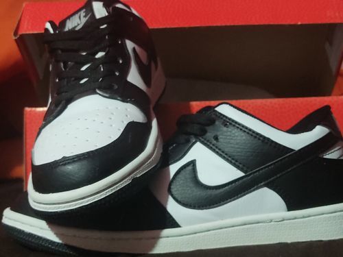 Customer photo review of Tenis Dunk Low Vaquita