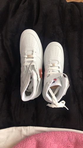 Customer photo review of Tenis 841 Blanco Total