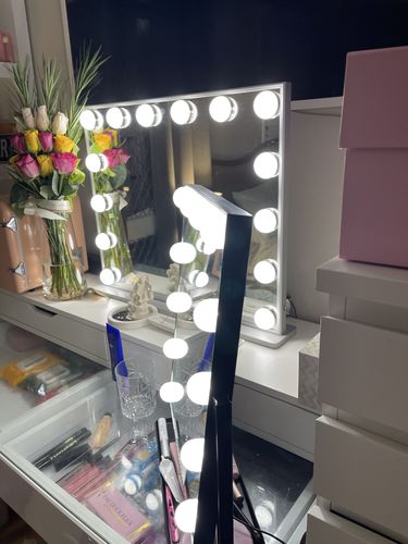 Customer photo review of Electra Medium Vanity table