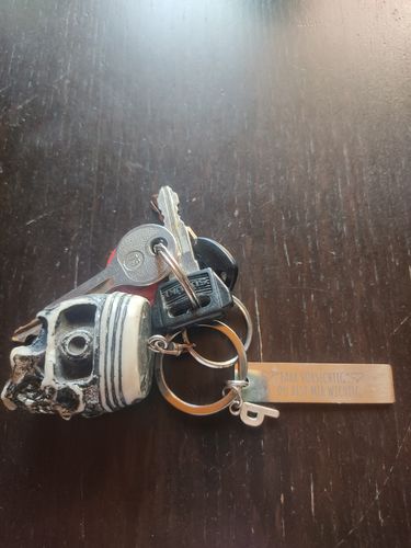 Customer photo review of Schlüsselanhänger mit Initial - Fahr Vorsichtig