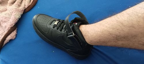Customer photo review of Tenis 841 Negro Total