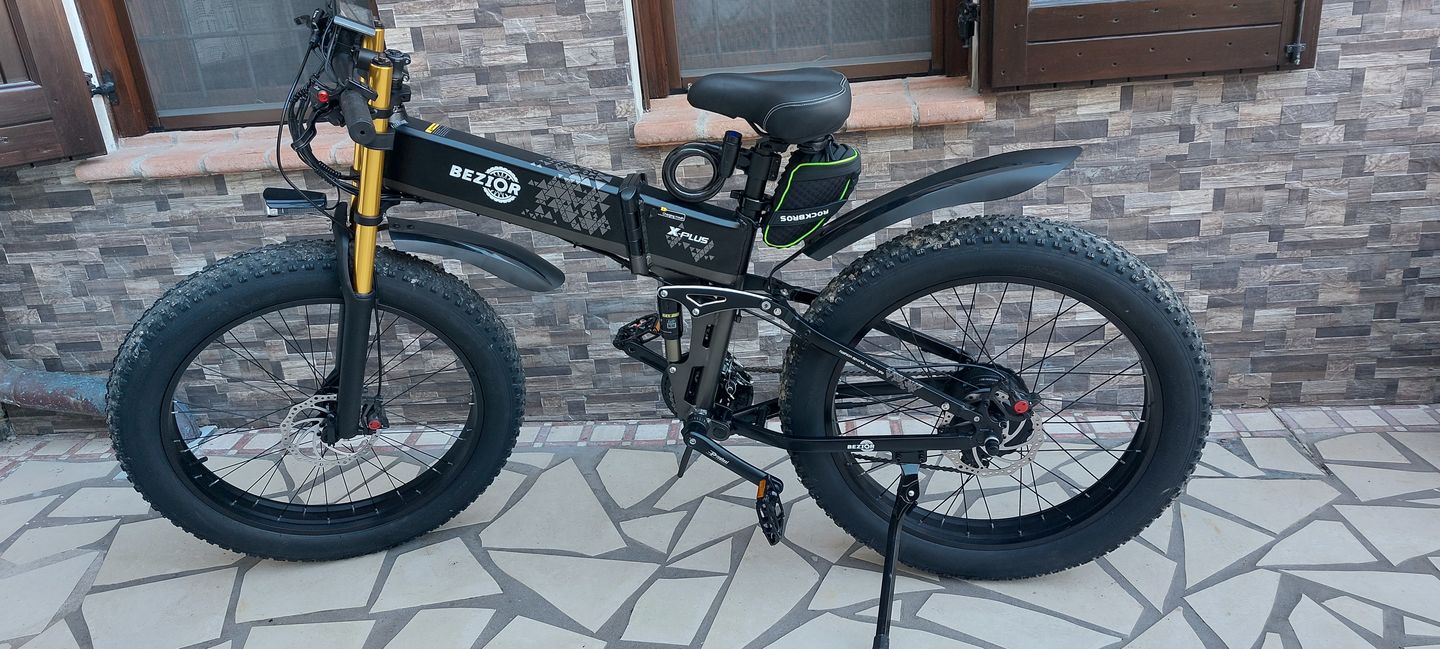 Customer photo review of Bezior X Plus Electric Mountain Folding Bike