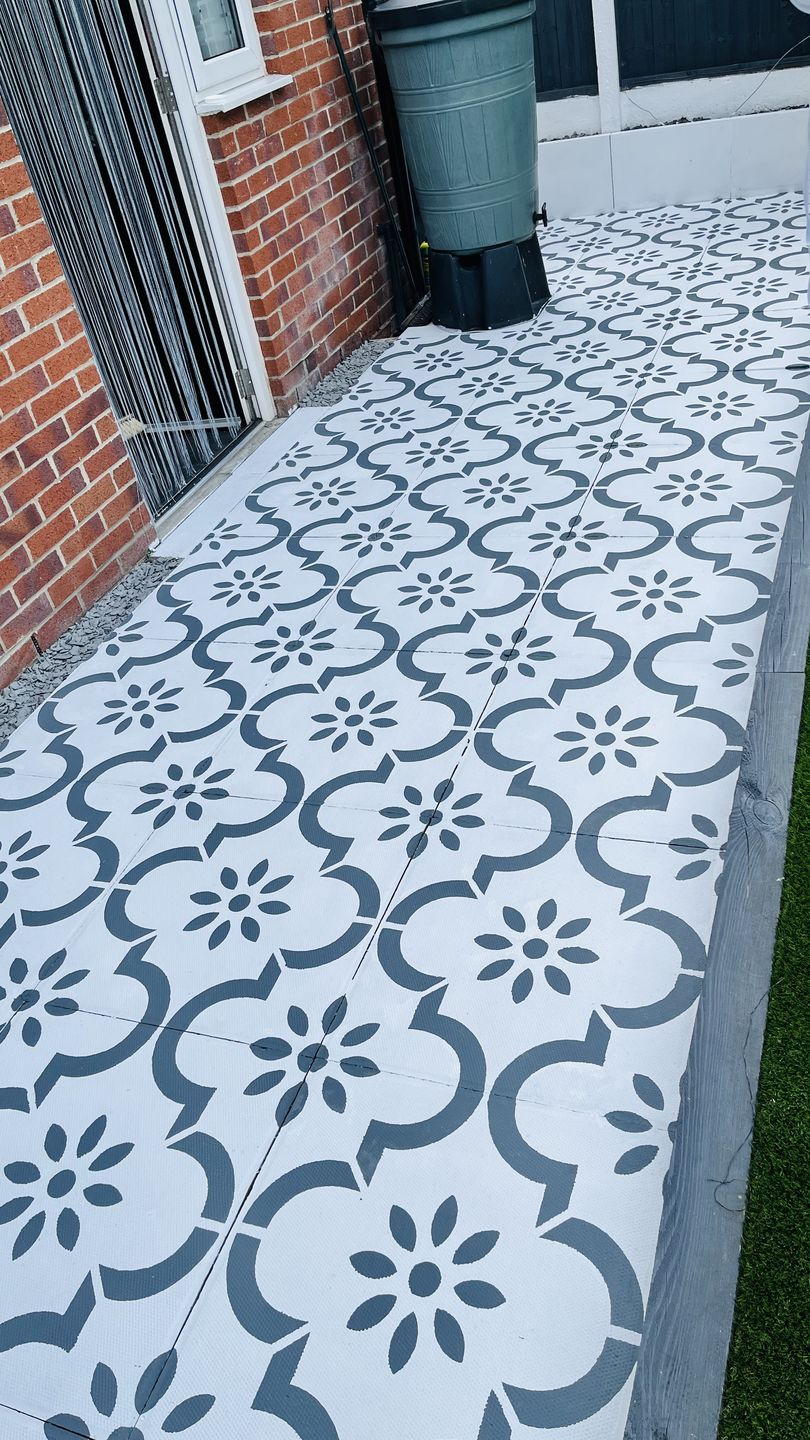 Customer photo review of Jannah Patio Stencil - Square Slabs