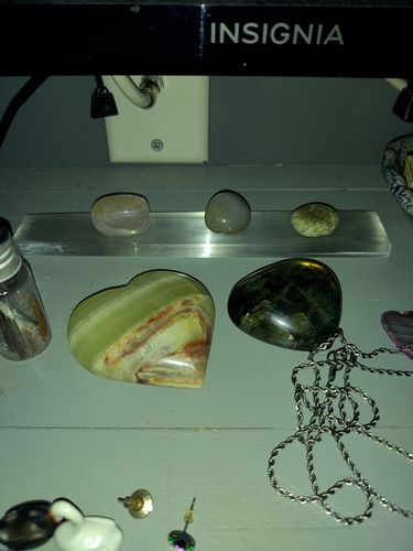 Customer photo review of Selenite (Satin Spar) Charging Plate- 8”