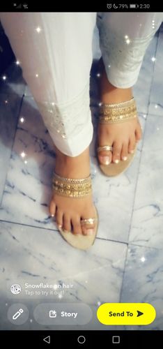 Customer photo review of Lace Chappals