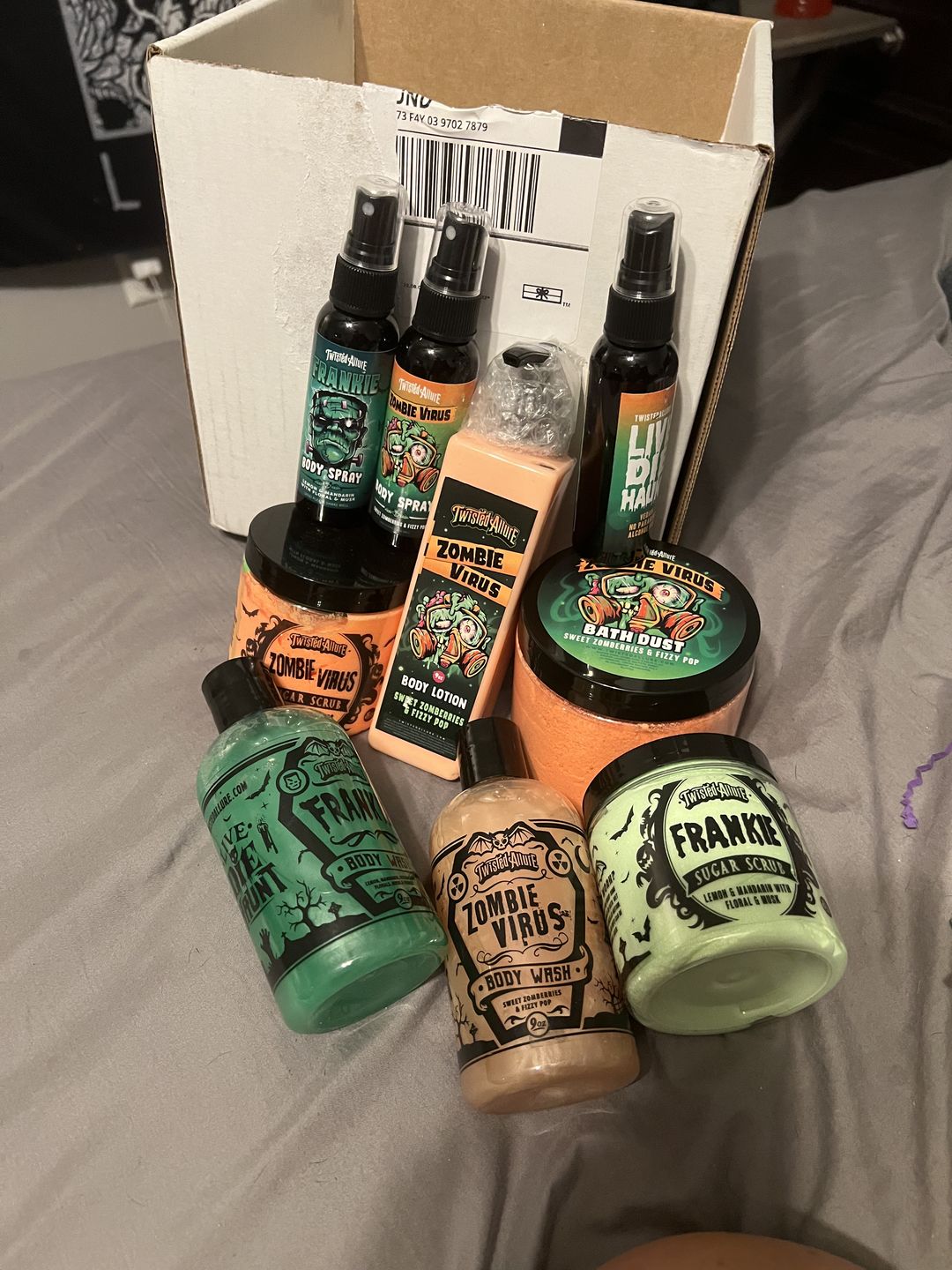 Customer photo review of Zombie Virus Sugar Scrub