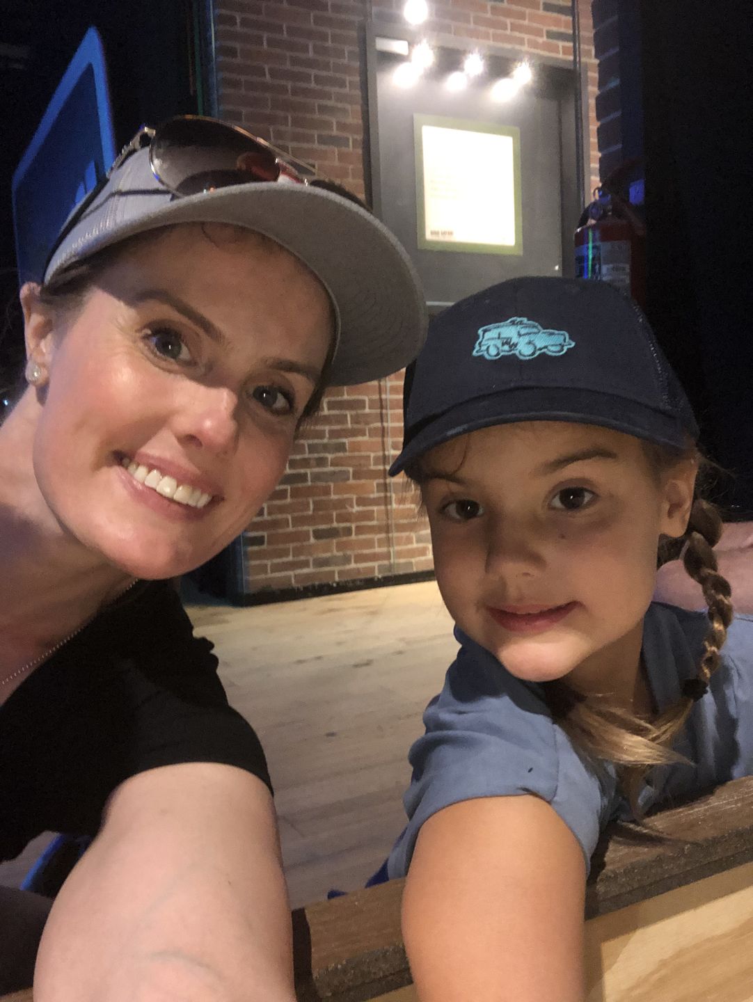 Customer photo review of KIDS LOGO TRUCKER - NAVY
