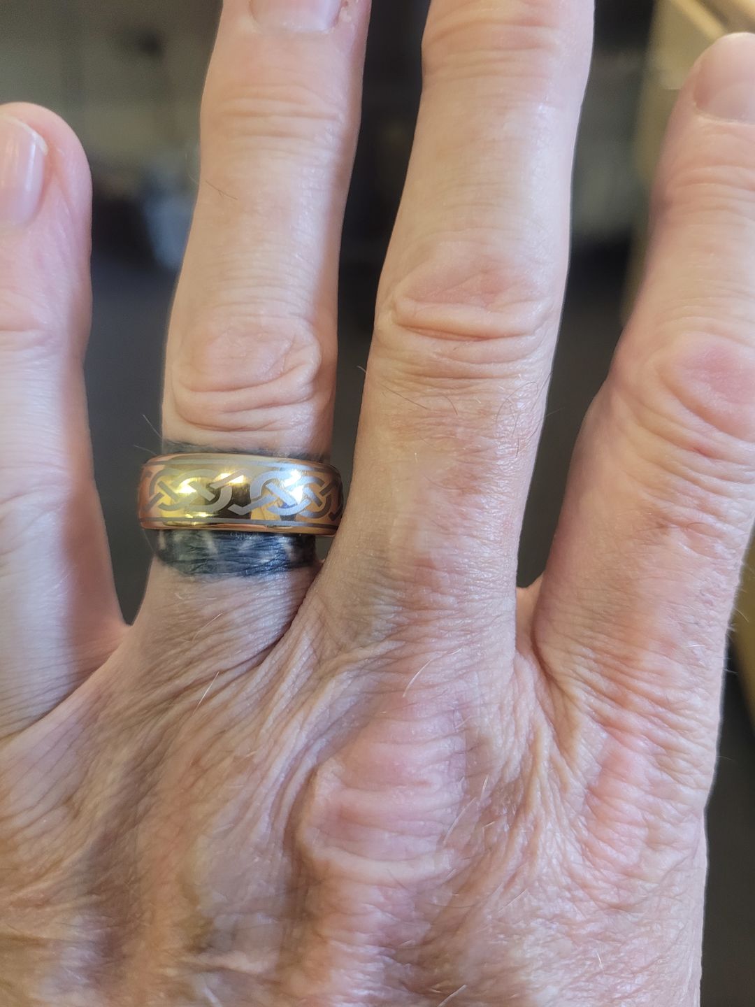 Customer photo review of The Celtic Knot Wonder Ring