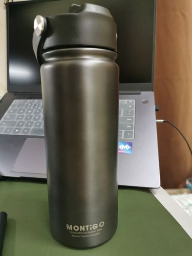 Customer photo review of 18oz Metallic Ace Bottle 530ml