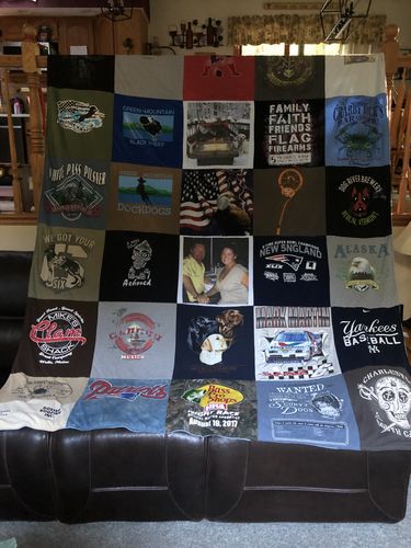 Customer photo review of Classic T-Shirt Blanket