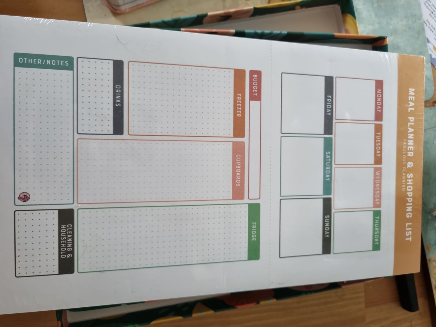 Customer photo review of DL 2-in-1 Shopping List / Meal Planner