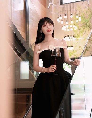 Customer photo review of LUCIEN Sleek Bow Midi Dress