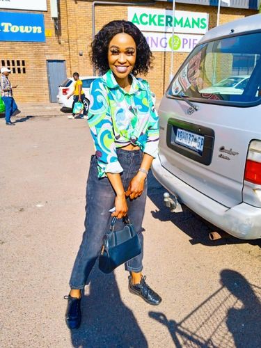 Customer photo review of GIGI - Brazilian 4x4 Lace Wig