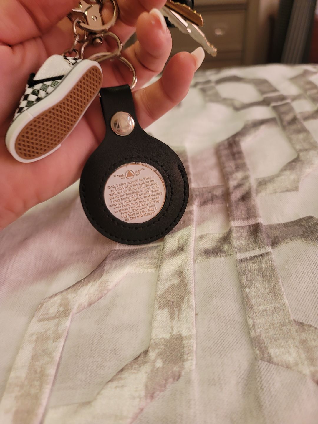 Customer photo review of 1 to 50 Year Sobriety Mint Twisted Tree of Life Gold Plated AA Recovery Medallion/Chip/Coin - White