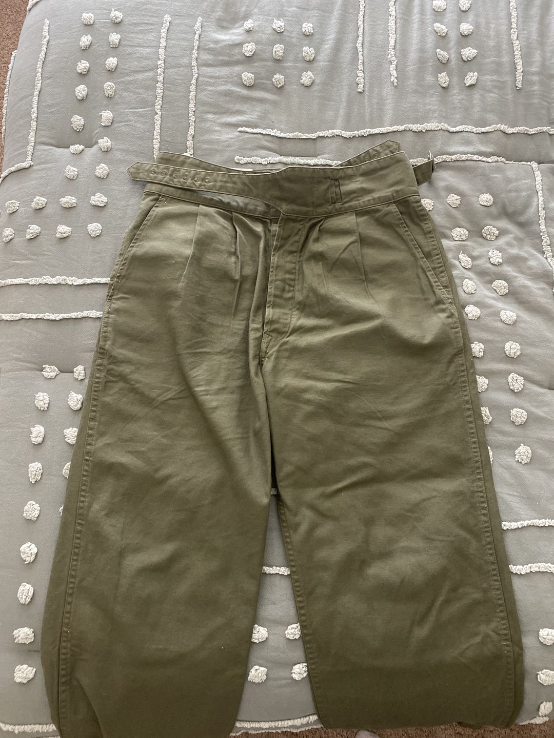 Customer photo review of British Army Gurkha Bermuda Pants - Olive