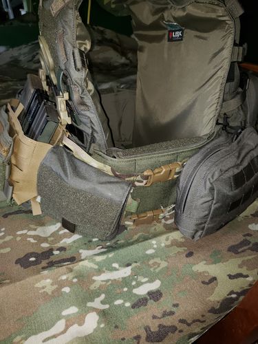 Customer photo review of Retro-Kit Cummerbund ROC GRID (RSPG)