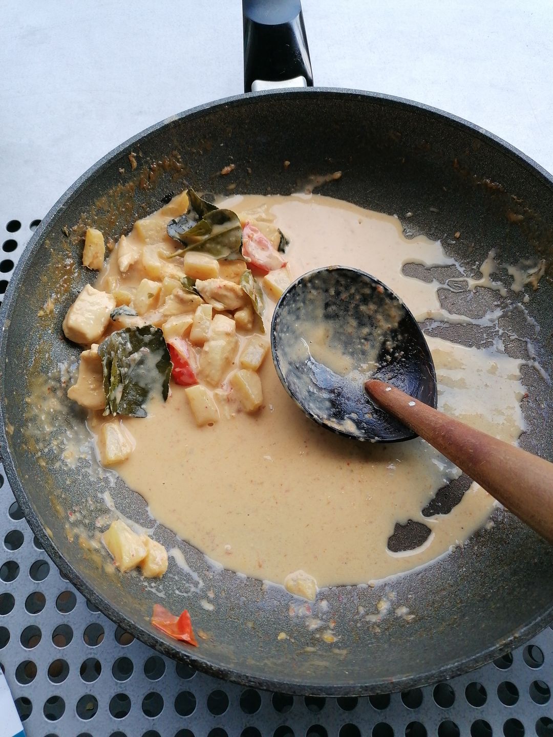 Customer photo review of Rotes Thai Curry Kochbox (für 3-4 Portionen) in der Bambusbox