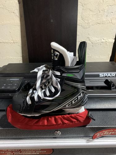 Customer photo review of CCM Ribcor 88K Junior Hockey Skates