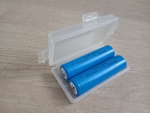 Customer photo review of 2 Stück 18650 3,7 V 2200 mAh Lithiumbatterie Knopf oben für Taschenlampen-Scheinwerfermikrofone
