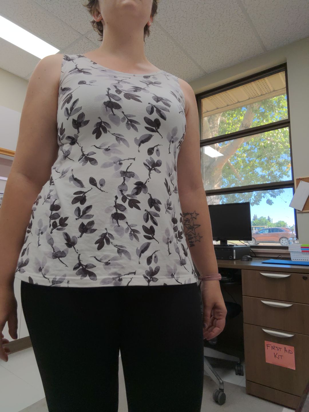 Customer photo review of *Pre-Sale* Flowy Tank
