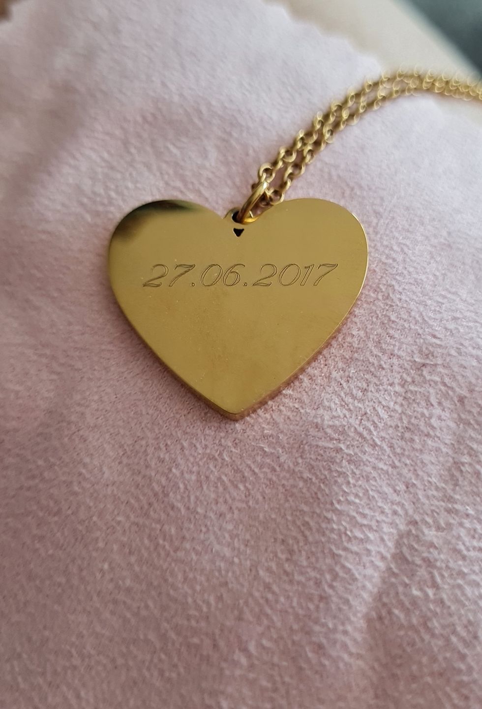 Customer photo review of Heart | Halskette + Gravur