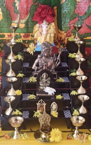 Customer photo review of Wooden 5 Step Deity / Pooja Stand With Lamp Stand Set (Pair)