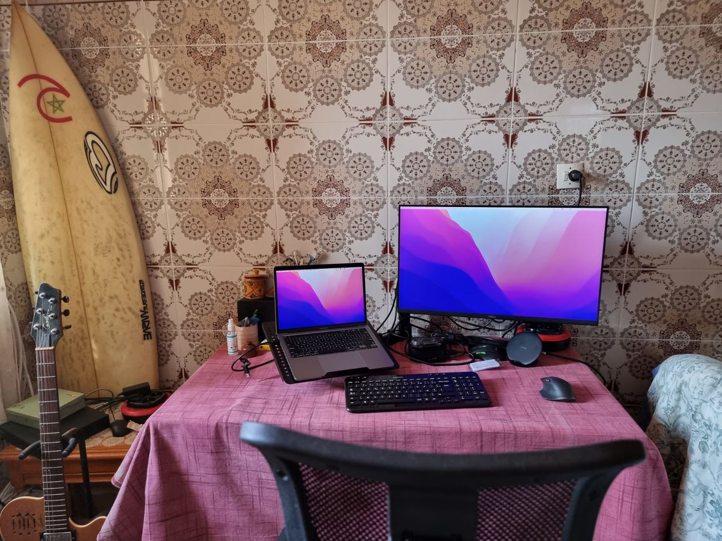 Customer photo review of Support de moniteur avec plateau inclinable OPE-1