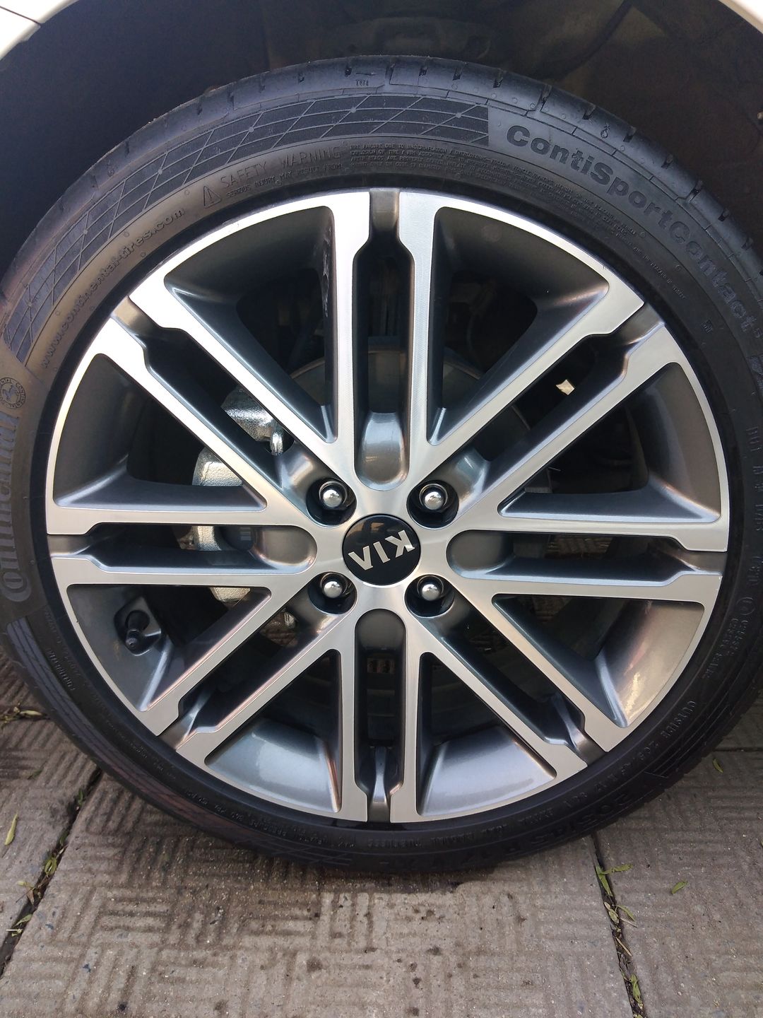 Customer photo review of Decon8 - Wheel Cleaner & Iron Fallout Remover