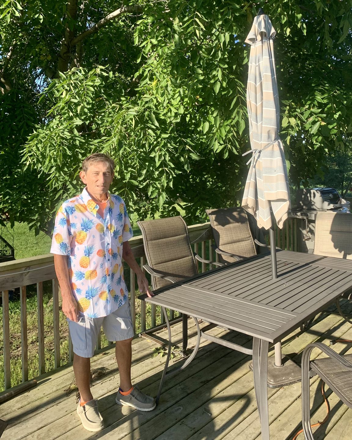 Customer photo review of 21 Pineapples Signature Button Up Shirt (White)