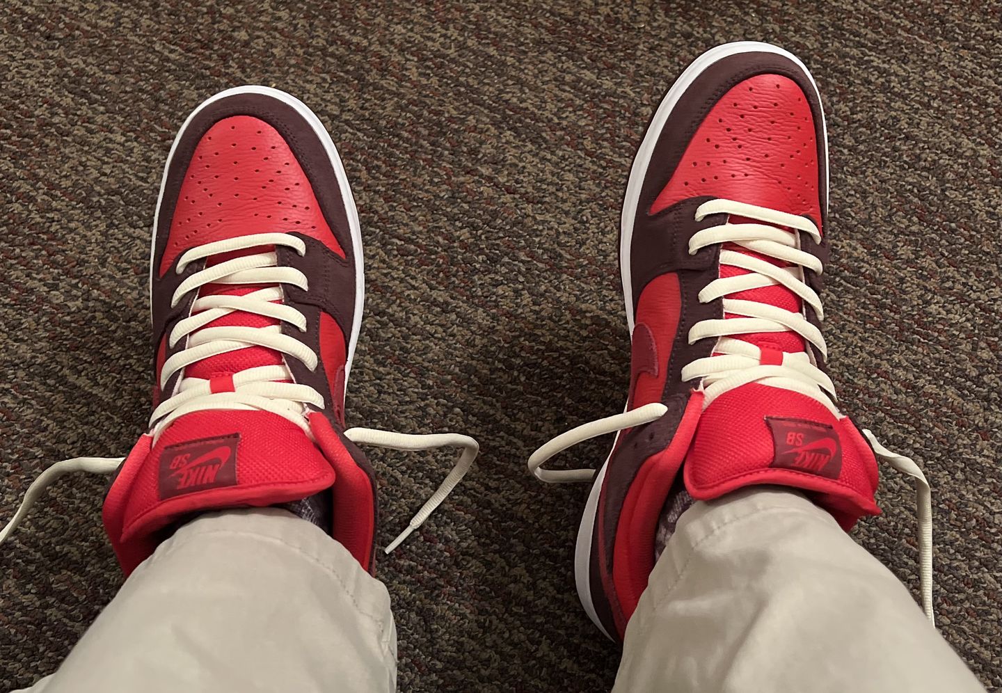 Customer photo review of Thick Oval Shoe Laces (Nike SB Laces)