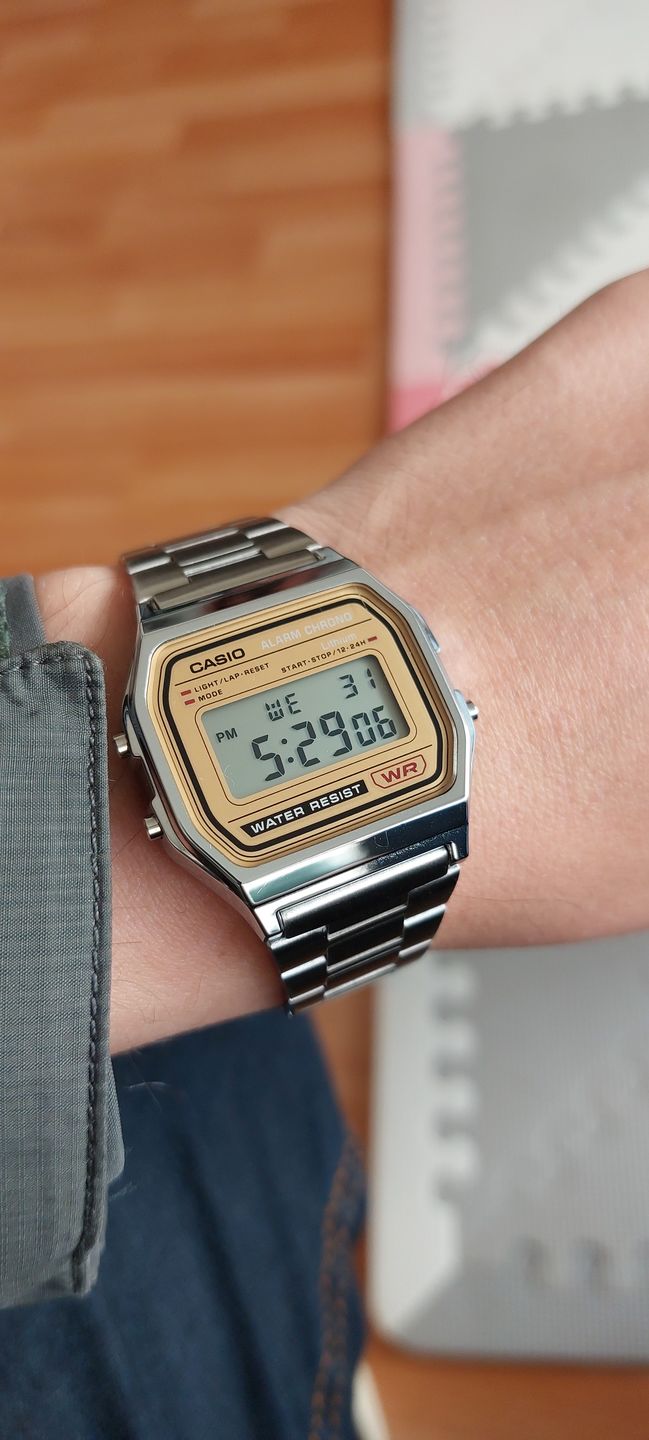 Customer photo review of Reloj Casio Vintage A158WEA-9EF Plateado [EXCLUSIVO]