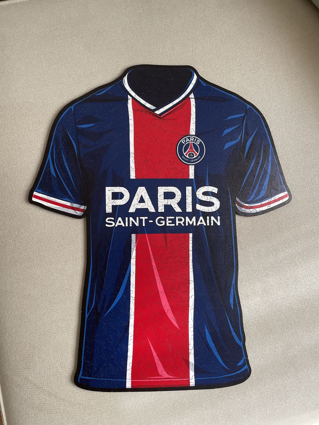 Customer photo review of Maillot PSG® - Puzzle Officiel en Bois