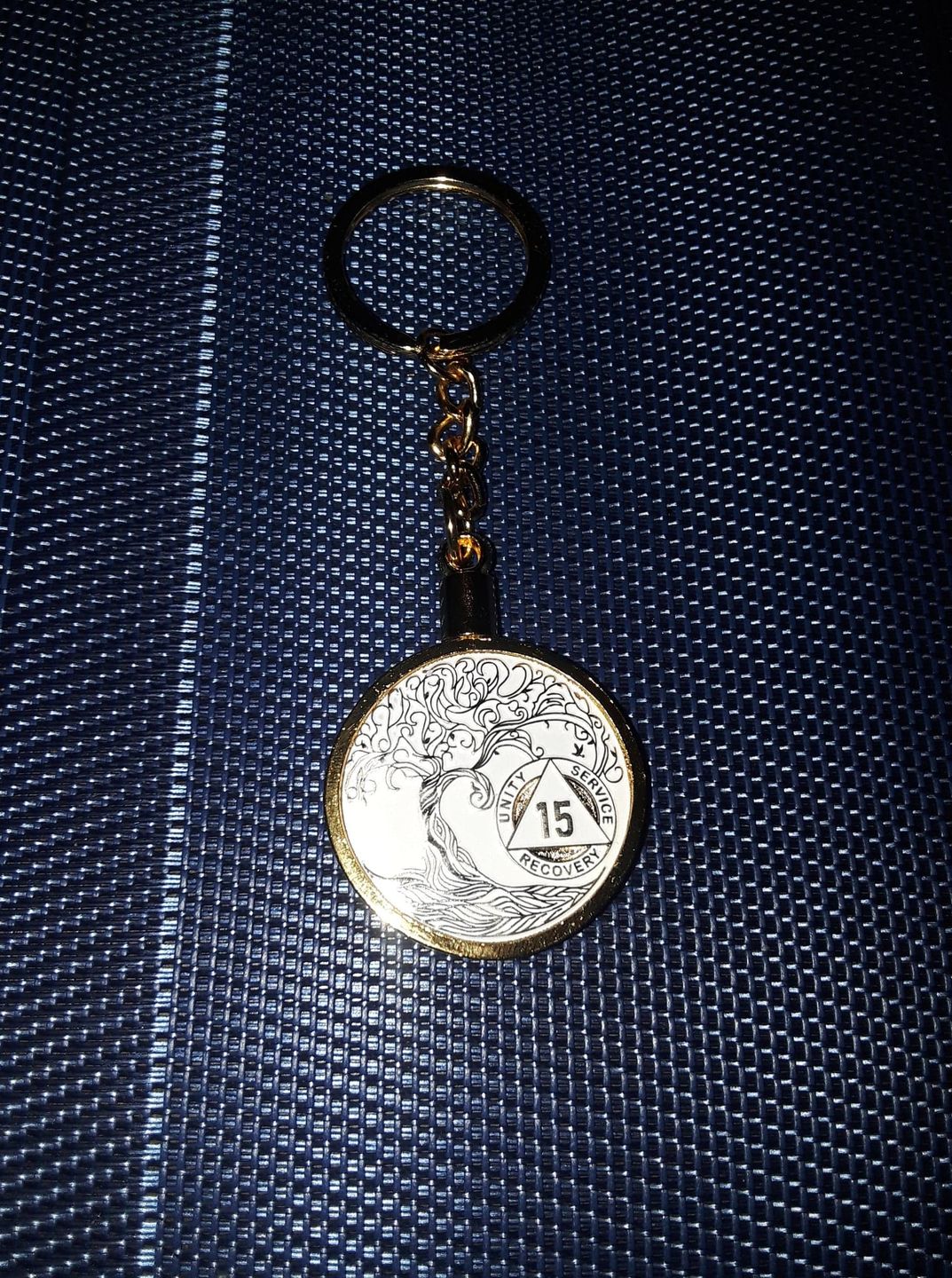Customer photo review of 1 to 50 Year Sobriety Mint Twisted Tree of Life Gold Plated AA Recovery Medallion/Chip/Coin - White