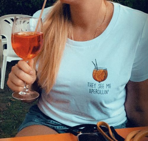 Customer photo review of APEROLLIN' - Premium Shirt Damen