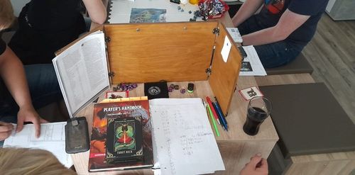 Customer photo review of Premium Spielleiterschirm