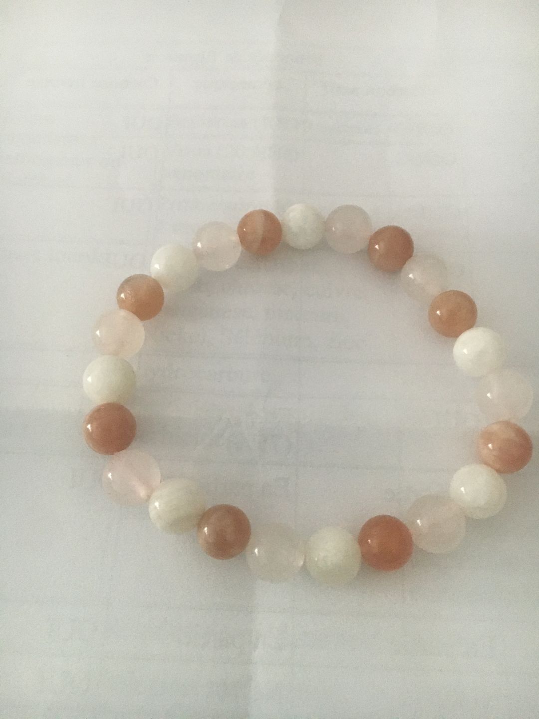 Customer photo review of Bracelet "Vénus" en Pierre de Soleil, Quartz Rose & Pierre de Lune