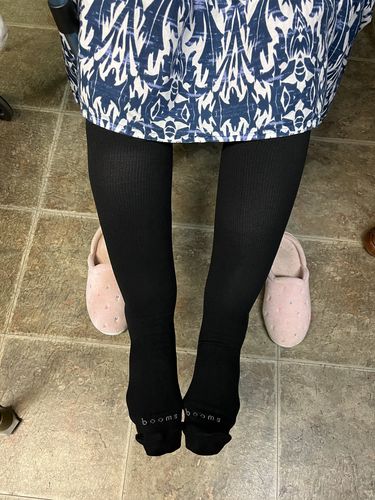 Customer photo review of Knee-High Compression - Black