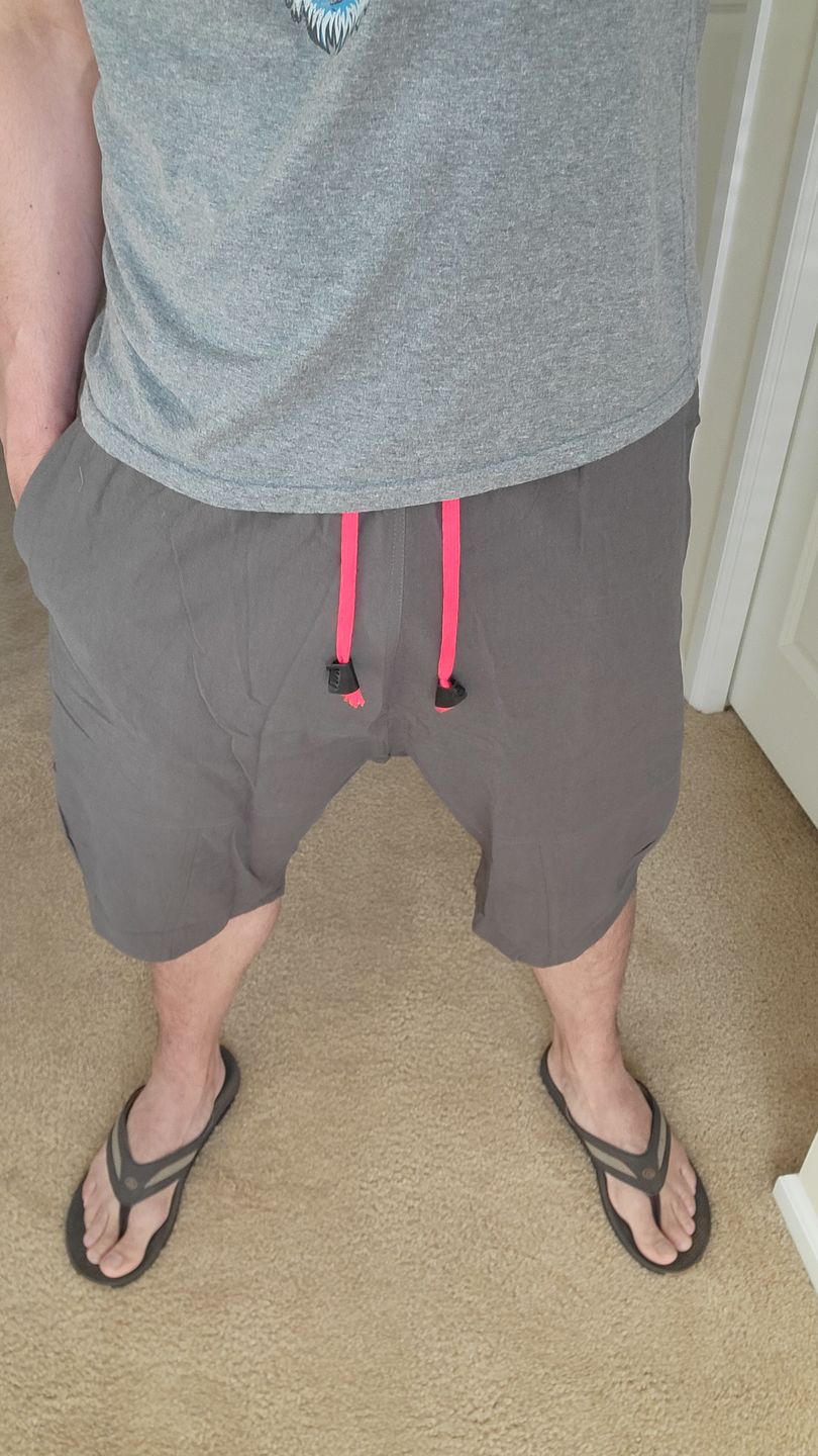 Customer photo review of Tekida Short Pants