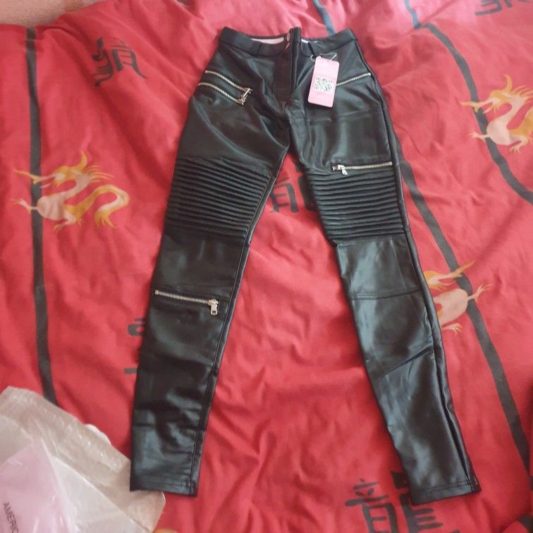 Customer photo review of Melody MW Pu-Lederhose Biker Schwarz