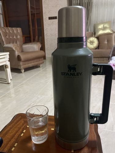 Customer photo review of Stanley Classic Legendary Bottle 1.9 L Yeşil