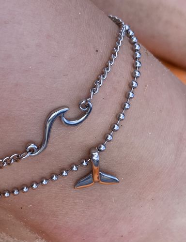 Customer photo review of Whale Tail Anklet