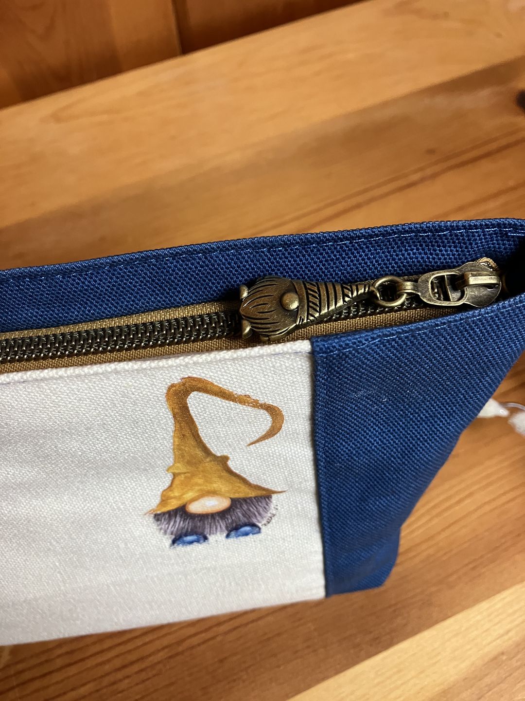 Customer photo review of Colonel Mustard - #5 Bronze Nylon Coil Zipper Tape