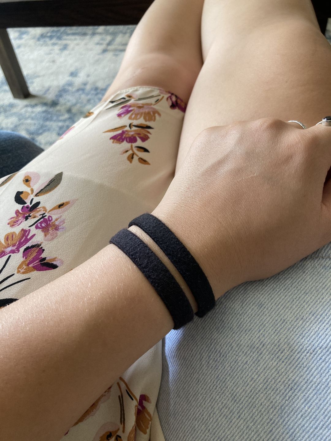 Customer photo review of Plastic-Free Hair Ties