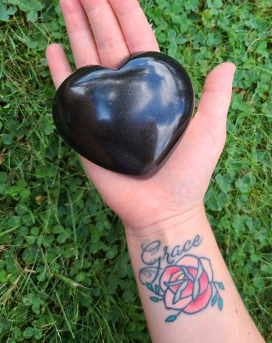 Customer photo review of Large Black Tourmaline Hearts