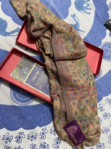 Customer photo review of Pashtush Womens Woven Ethnic Stole, Woollen, Faux Pashmina Stole, Pastel Hues