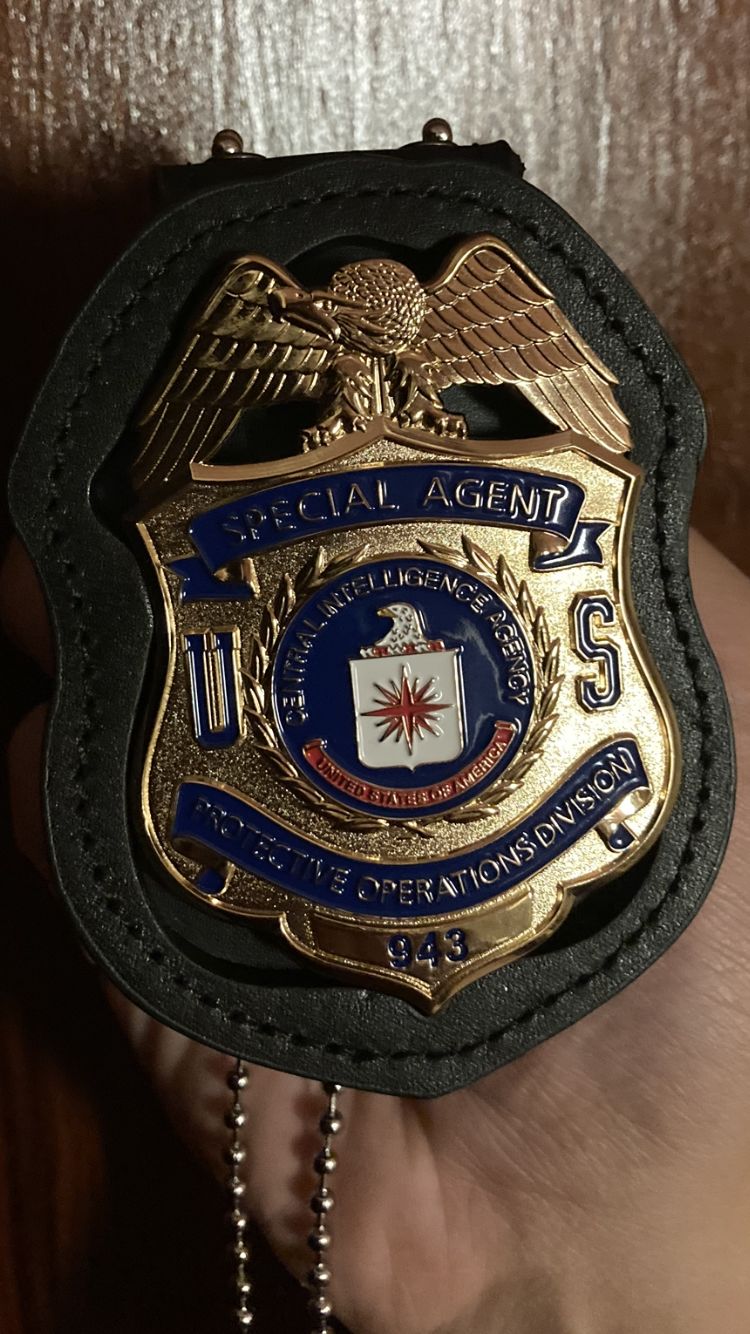 Customer photo review of CIA Protective Operations Division Special Agent Badge Solid Copper Replica Movie Props #943