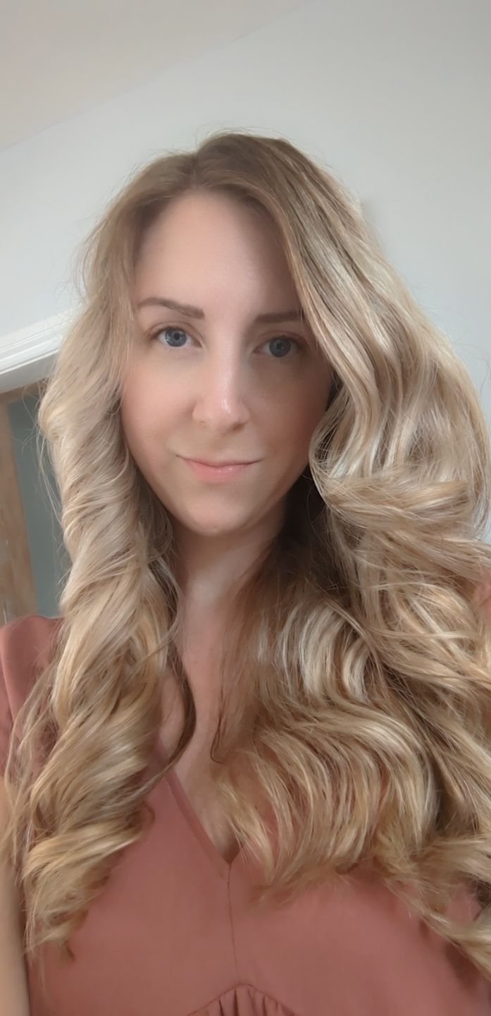 Customer photo review of The Silk Heatless Curl Kit