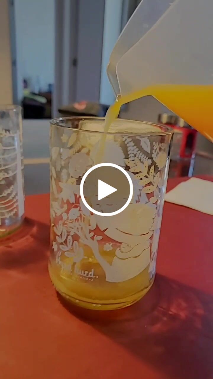 Customer video review of Aves de Chile Juego de 4 Vasos